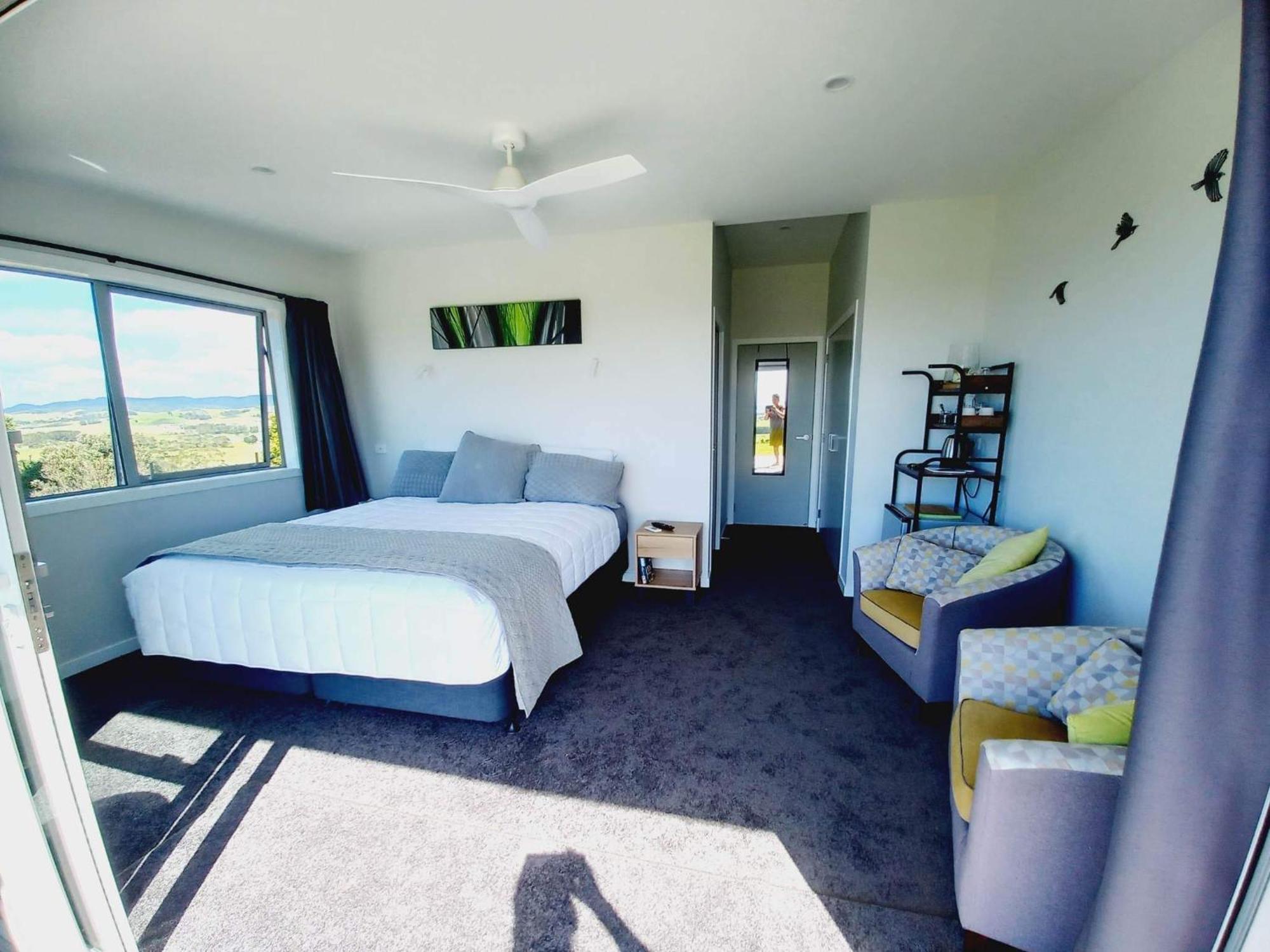 Moko Hiwi Escape Ruakaka - Tui Suite ภายนอก รูปภาพ