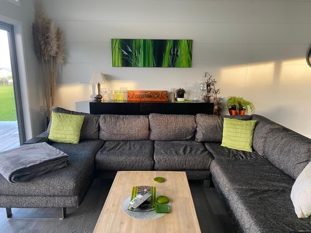 Moko Hiwi Escape Ruakaka - Tui Suite ภายนอก รูปภาพ